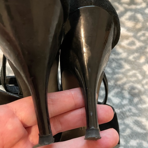 Banana Republic suede pump - Picture 8 of 8